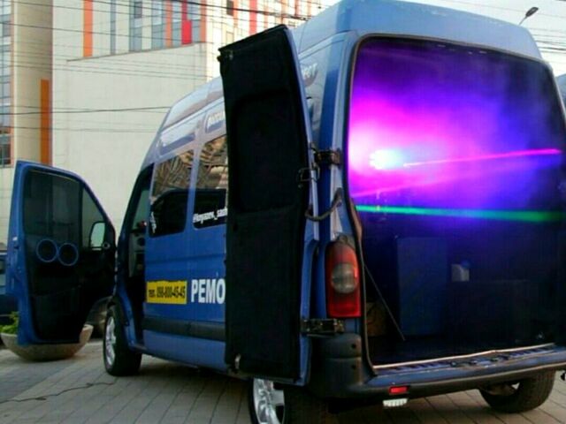 Синій Рено Мастєр, об'ємом двигуна 2.8 л та пробігом 500 тис. км за 10500 $, фото 1 на Automoto.ua