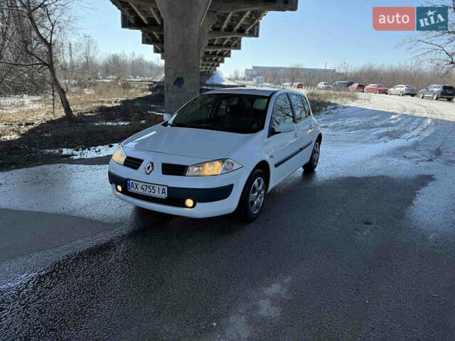 Белый Рено Меган, объемом двигателя 1.39 л и пробегом 186 тыс. км за 3499 $, фото 1 на Automoto.ua