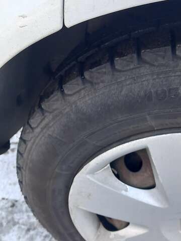 Белый Рено Меган, объемом двигателя 1.4 л и пробегом 208 тыс. км за 4400 $, фото 1 на Automoto.ua