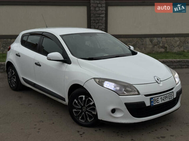 Белый Рено Меган, объемом двигателя 1.46 л и пробегом 353 тыс. км за 4800 $, фото 1 на Automoto.ua