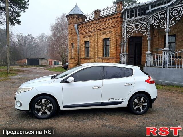 Белый Рено Меган, объемом двигателя 1.6 л и пробегом 248 тыс. км за 545 $, фото 1 на Automoto.ua