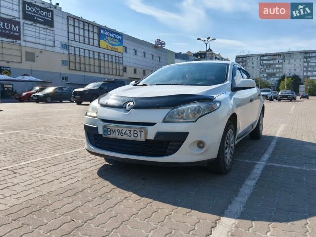Білий Рено Меган, об'ємом двигуна 1.46 л та пробігом 235 тис. км за 6450 $, фото 1 на Automoto.ua