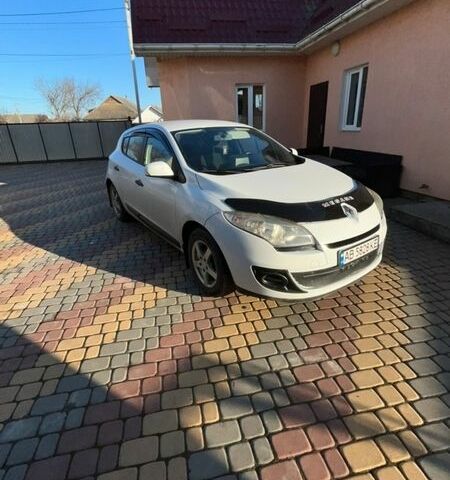 Белый Рено Меган, объемом двигателя 1.5 л и пробегом 273 тыс. км за 5150 $, фото 1 на Automoto.ua