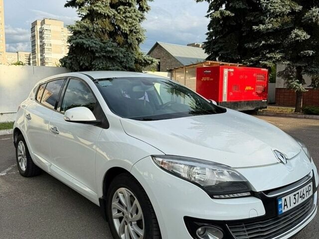 Белый Рено Меган, объемом двигателя 2 л и пробегом 186 тыс. км за 7400 $, фото 1 на Automoto.ua