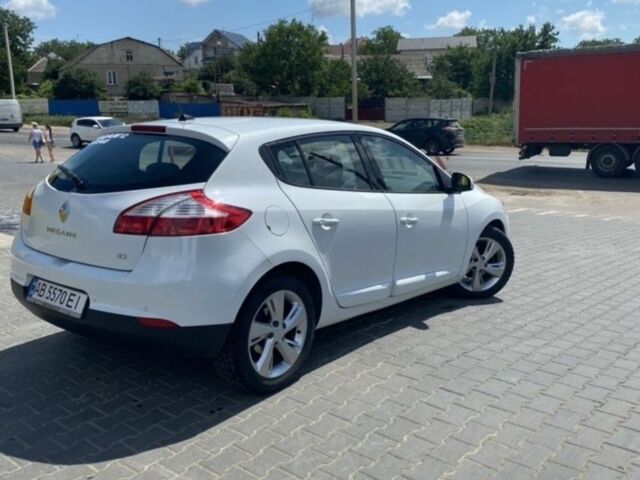 Білий Рено Меган, об'ємом двигуна 1.5 л та пробігом 248 тис. км за 7200 $, фото 1 на Automoto.ua