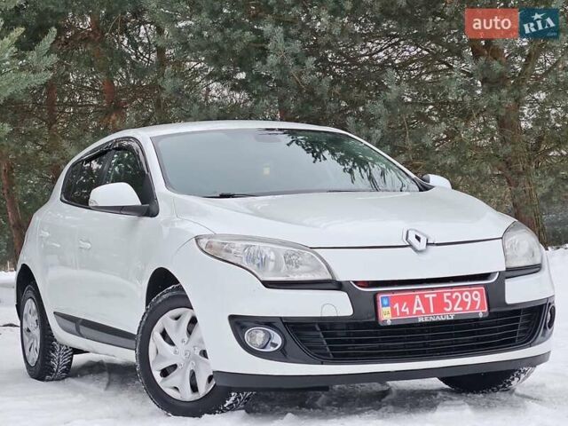 Білий Рено Меган, об'ємом двигуна 1.5 л та пробігом 252 тис. км за 5850 $, фото 1 на Automoto.ua