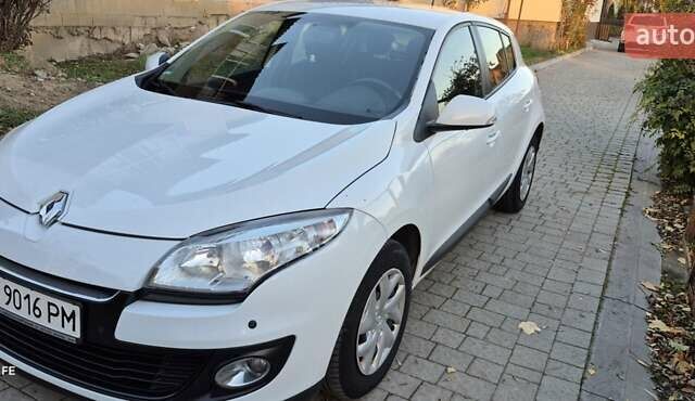 Білий Рено Меган, об'ємом двигуна 1.5 л та пробігом 232 тис. км за 8500 $, фото 1 на Automoto.ua