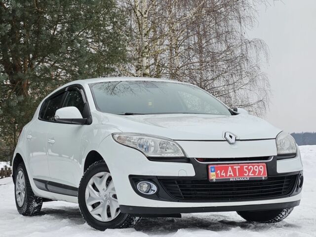Белый Рено Меган, объемом двигателя 1.5 л и пробегом 232 тыс. км за 5950 $, фото 1 на Automoto.ua