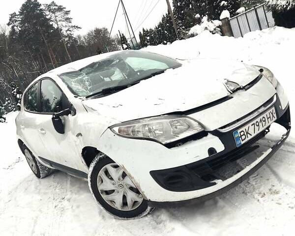 Білий Рено Меган, об'ємом двигуна 1.46 л та пробігом 286 тис. км за 3300 $, фото 1 на Automoto.ua