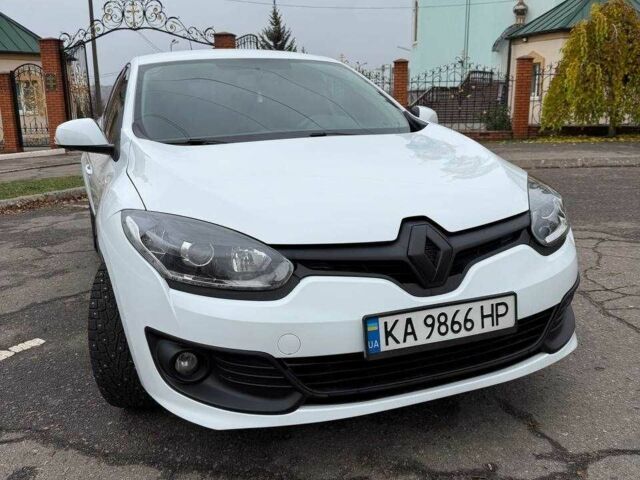 Белый Рено Меган, объемом двигателя 1.5 л и пробегом 239 тыс. км за 6450 $, фото 1 на Automoto.ua