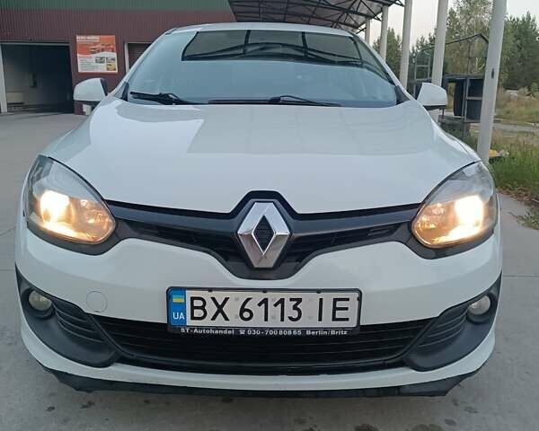 Білий Рено Меган, об'ємом двигуна 1.46 л та пробігом 274 тис. км за 6500 $, фото 1 на Automoto.ua
