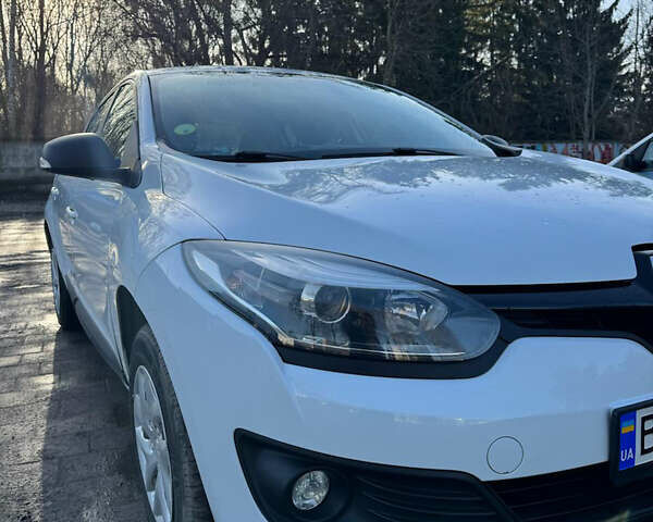 Белый Рено Меган, объемом двигателя 1.5 л и пробегом 164 тыс. км за 7750 $, фото 1 на Automoto.ua