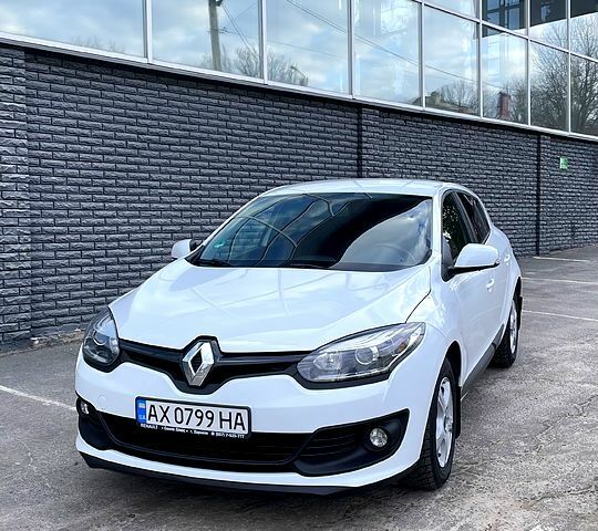 Білий Рено Меган, об'ємом двигуна 1.5 л та пробігом 241 тис. км за 7900 $, фото 1 на Automoto.ua