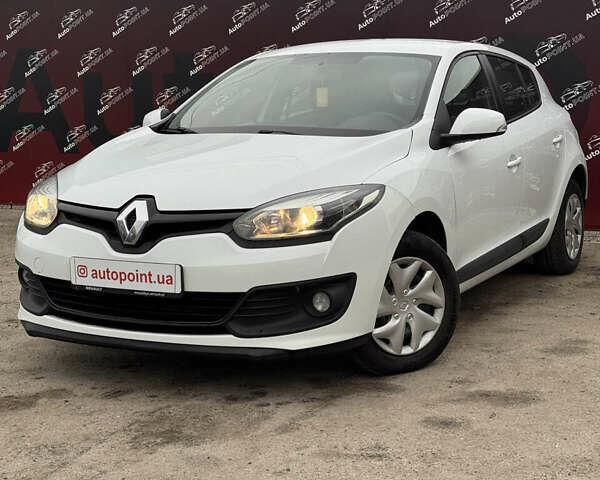 Белый Рено Меган, объемом двигателя 1.5 л и пробегом 231 тыс. км за 8200 $, фото 1 на Automoto.ua