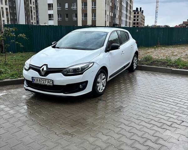 Белый Рено Меган, объемом двигателя 1.5 л и пробегом 289 тыс. км за 7000 $, фото 1 на Automoto.ua