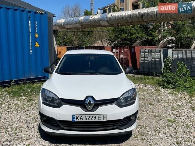 Белый Рено Меган, объемом двигателя 1.46 л и пробегом 250 тыс. км за 6350 $, фото 1 на Automoto.ua