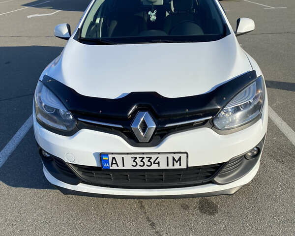 Белый Рено Меган, объемом двигателя 1.46 л и пробегом 263 тыс. км за 8500 $, фото 1 на Automoto.ua