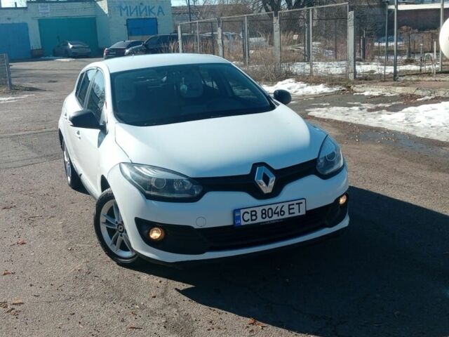 Белый Рено Меган, объемом двигателя 0 л и пробегом 266 тыс. км за 7500 $, фото 1 на Automoto.ua