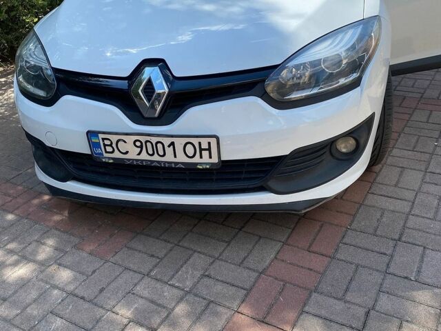 Білий Рено Меган, об'ємом двигуна 1.5 л та пробігом 250 тис. км за 7800 $, фото 1 на Automoto.ua
