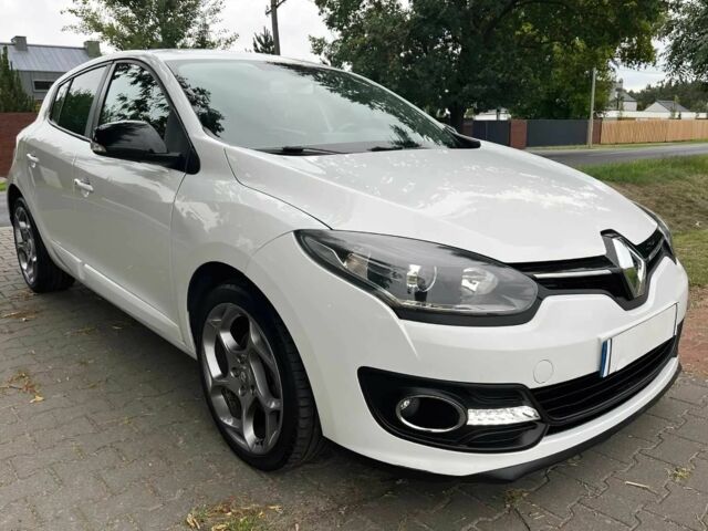 Белый Рено Меган, объемом двигателя 1.5 л и пробегом 125 тыс. км за 6500 $, фото 1 на Automoto.ua