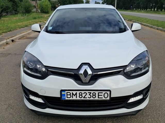 Белый Рено Меган, объемом двигателя 1.5 л и пробегом 235 тыс. км за 8300 $, фото 1 на Automoto.ua