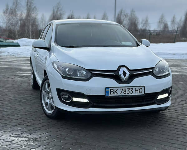 Белый Рено Меган, объемом двигателя 1.5 л и пробегом 310 тыс. км за 7700 $, фото 1 на Automoto.ua