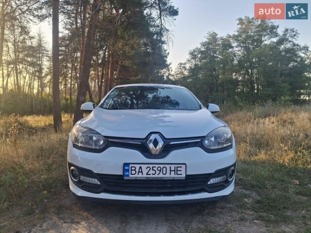 Білий Рено Меган, об'ємом двигуна 1.46 л та пробігом 261 тис. км за 8500 $, фото 1 на Automoto.ua
