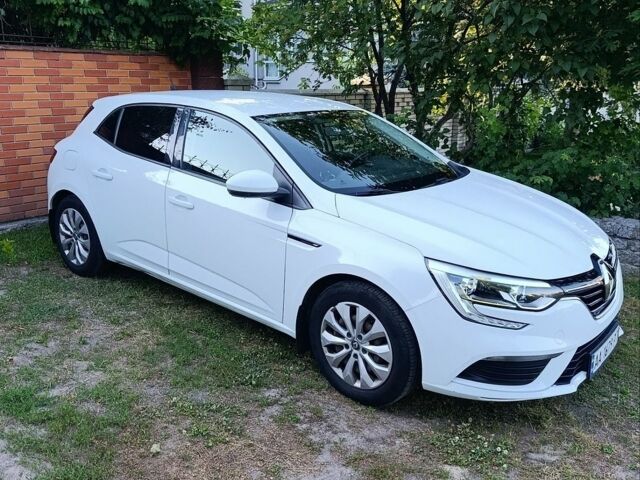 Белый Рено Меган, объемом двигателя 1.46 л и пробегом 106 тыс. км за 11500 $, фото 1 на Automoto.ua