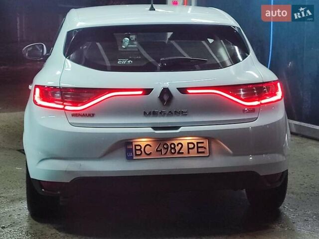 Белый Рено Меган, объемом двигателя 1.46 л и пробегом 220 тыс. км за 11300 $, фото 1 на Automoto.ua