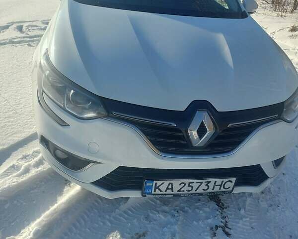 Белый Рено Меган, объемом двигателя 1.6 л и пробегом 261 тыс. км за 11600 $, фото 1 на Automoto.ua