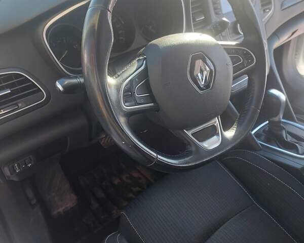 Белый Рено Меган, объемом двигателя 1.46 л и пробегом 258 тыс. км за 11500 $, фото 1 на Automoto.ua