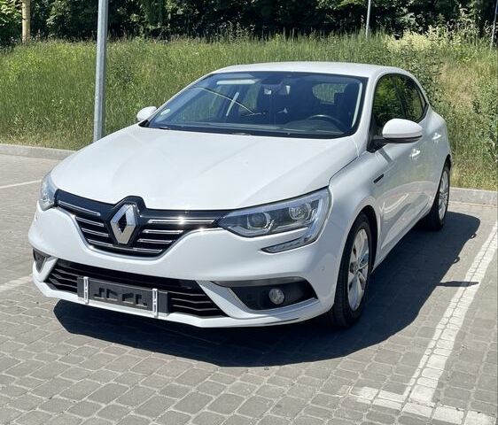 Білий Рено Меган, об'ємом двигуна 0 л та пробігом 160 тис. км за 12600 $, фото 1 на Automoto.ua