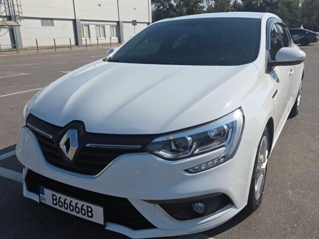 Білий Рено Меган, об'ємом двигуна 1.46 л та пробігом 194 тис. км за 11700 $, фото 1 на Automoto.ua