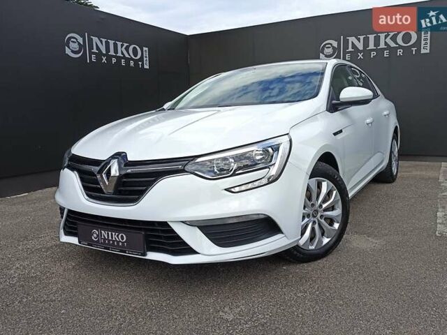 Білий Рено Меган, об'ємом двигуна 1.5 л та пробігом 79 тис. км за 15600 $, фото 1 на Automoto.ua
