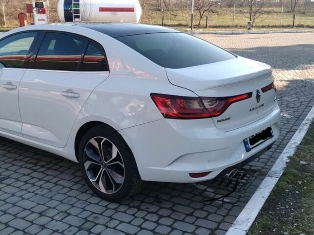 Белый Рено Меган, объемом двигателя 1.46 л и пробегом 146 тыс. км за 12500 $, фото 1 на Automoto.ua