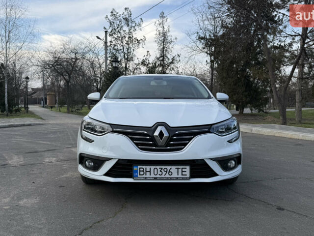 Білий Рено Меган, об'ємом двигуна 1.46 л та пробігом 112 тис. км за 17000 $, фото 1 на Automoto.ua