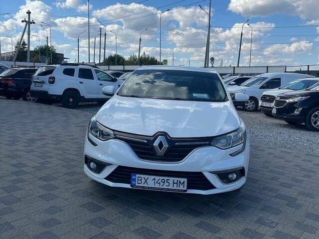 Білий Рено Меган, об'ємом двигуна 1.46 л та пробігом 204 тис. км за 11900 $, фото 1 на Automoto.ua