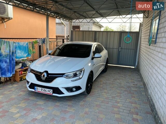Білий Рено Меган, об'ємом двигуна 1.6 л та пробігом 55 тис. км за 13800 $, фото 1 на Automoto.ua