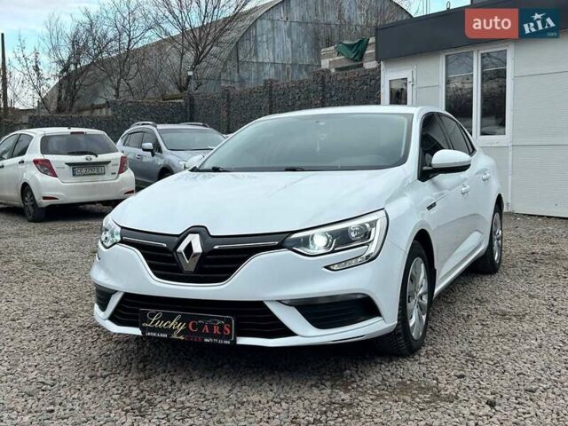 Белый Рено Меган, объемом двигателя 1.6 л и пробегом 144 тыс. км за 13800 $, фото 1 на Automoto.ua