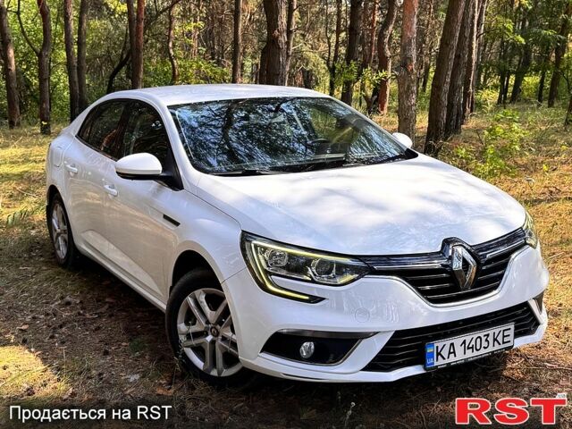 Білий Рено Меган, об'ємом двигуна 1.6 л та пробігом 200 тис. км за 13200 $, фото 1 на Automoto.ua