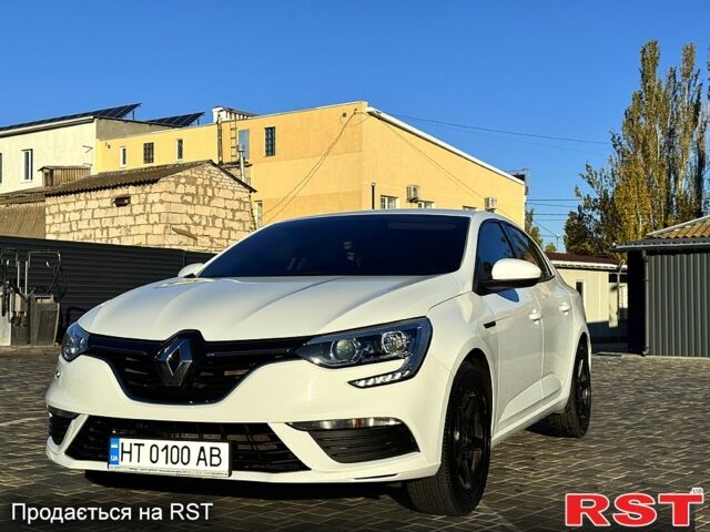 Білий Рено Меган, об'ємом двигуна 1.6 л та пробігом 45 тис. км за 14500 $, фото 1 на Automoto.ua