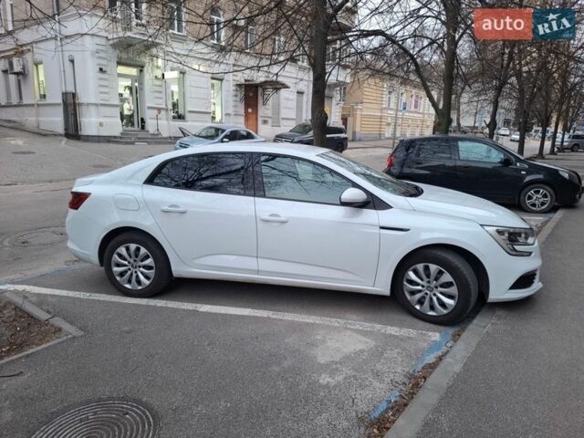 Білий Рено Меган, об'ємом двигуна 1.5 л та пробігом 111 тис. км за 16500 $, фото 1 на Automoto.ua
