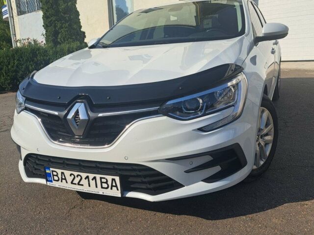 Белый Рено Меган, объемом двигателя 1.46 л и пробегом 130 тыс. км за 15799 $, фото 1 на Automoto.ua