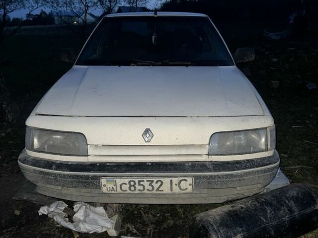 Рено Меган 2000 в Глубокой на Automoto.ua Белый Рено Меган, объемом двигателя 2.5 л и пробегом 3 тыс. км за 500 $, фото 1 на Automoto.ua