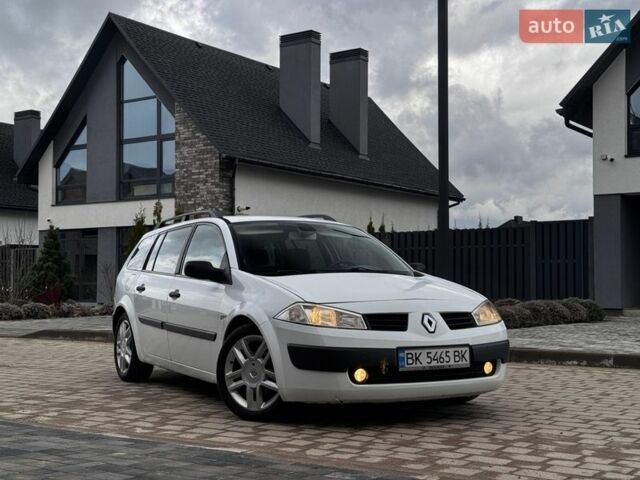 Белый Рено Меган, объемом двигателя 1.5 л и пробегом 292 тыс. км за 3350 $, фото 1 на Automoto.ua