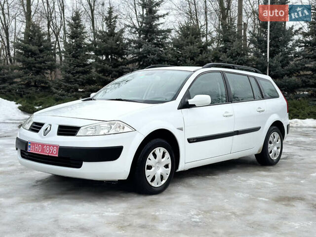 Білий Рено Меган, об'ємом двигуна 1.6 л та пробігом 165 тис. км за 5100 $, фото 1 на Automoto.ua