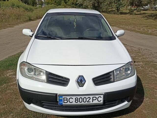 Белый Рено Меган, объемом двигателя 1.5 л и пробегом 236 тыс. км за 5000 $, фото 1 на Automoto.ua