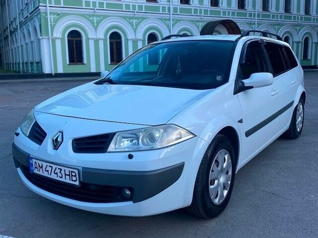 Белый Рено Меган, объемом двигателя 1.6 л и пробегом 248 тыс. км за 4500 $, фото 1 на Automoto.ua
