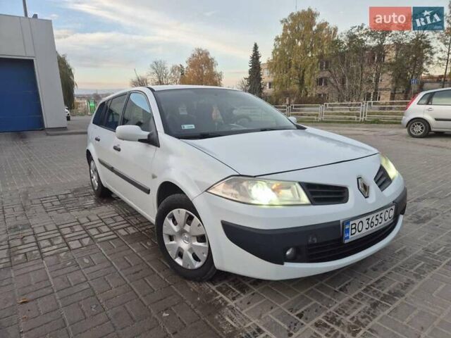 Белый Рено Меган, объемом двигателя 1.46 л и пробегом 230 тыс. км за 4500 $, фото 1 на Automoto.ua