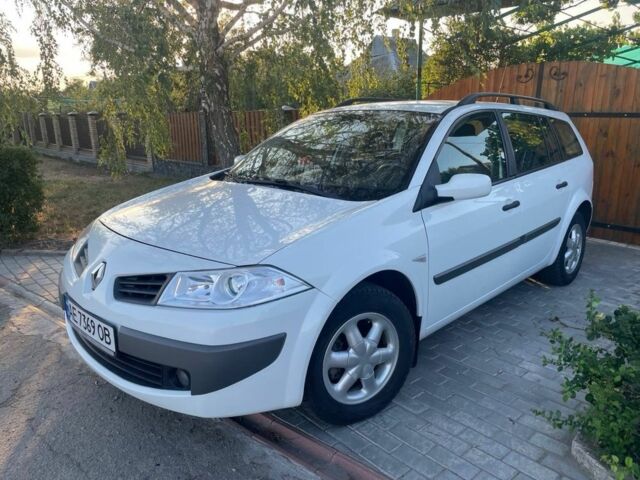 Білий Рено Меган, об'ємом двигуна 1.5 л та пробігом 227 тис. км за 5500 $, фото 1 на Automoto.ua